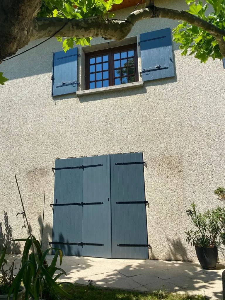 Volet battant bleu gris Villette