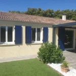 volets imitation bois bleu Polyhabitat