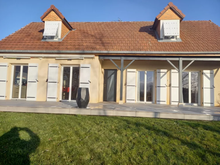 Volets en composite Polyhabitat dans L’Est de La France